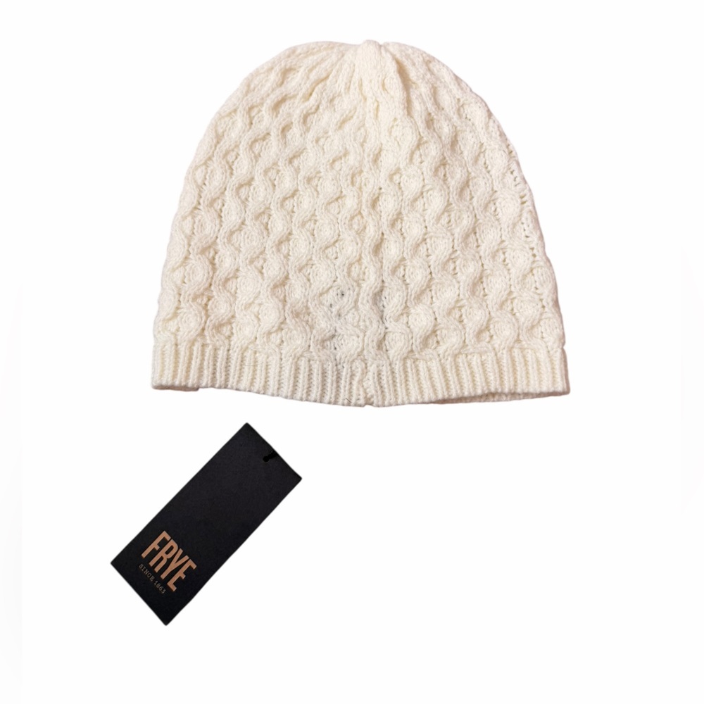 Frye Cable Knit Off White Beanie Hat One Size 100% Acrylic Knitwear NWT - Picture 3 of 6